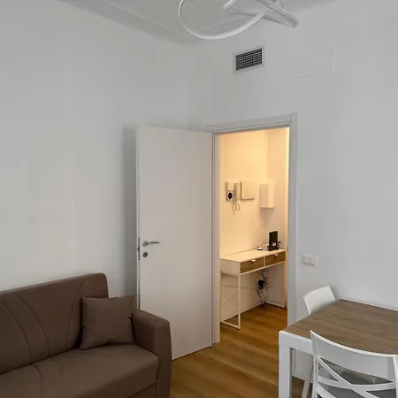 2 Apartment *